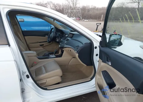 2012 Honda Accord 2.4 Se from USA, damaged, VIN 1HGCP2F67CA157069